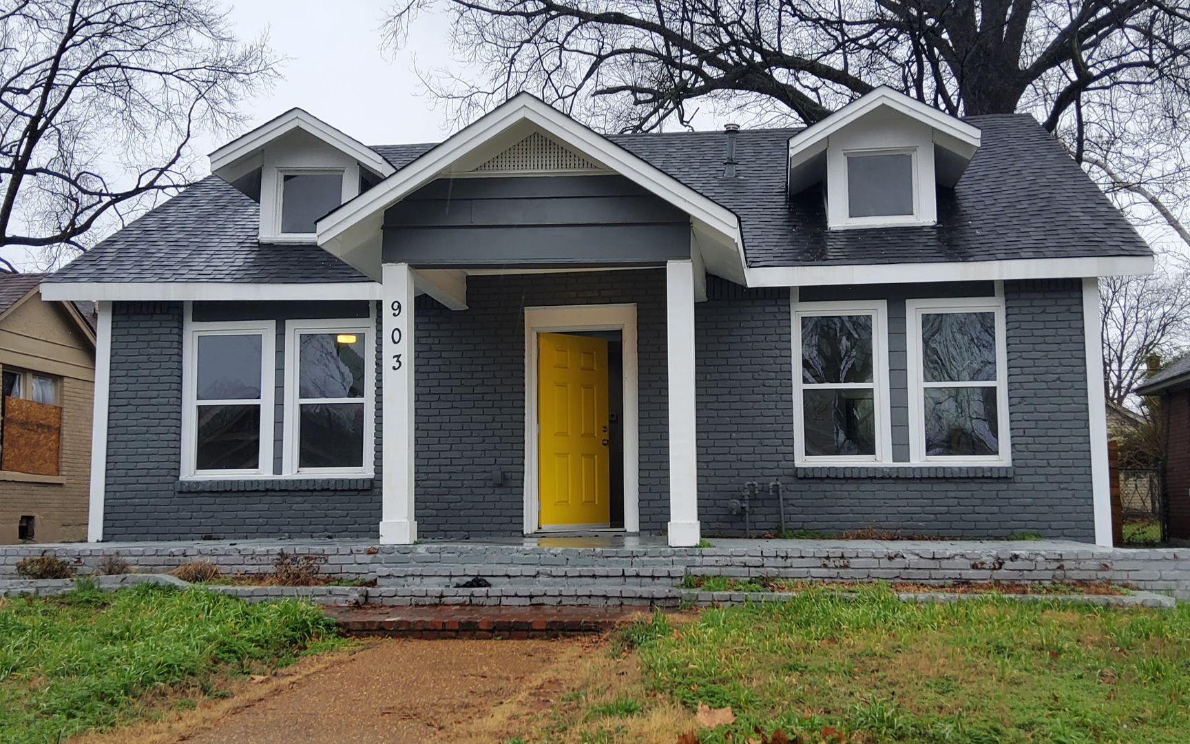 Memphis House: 903 N Willett St