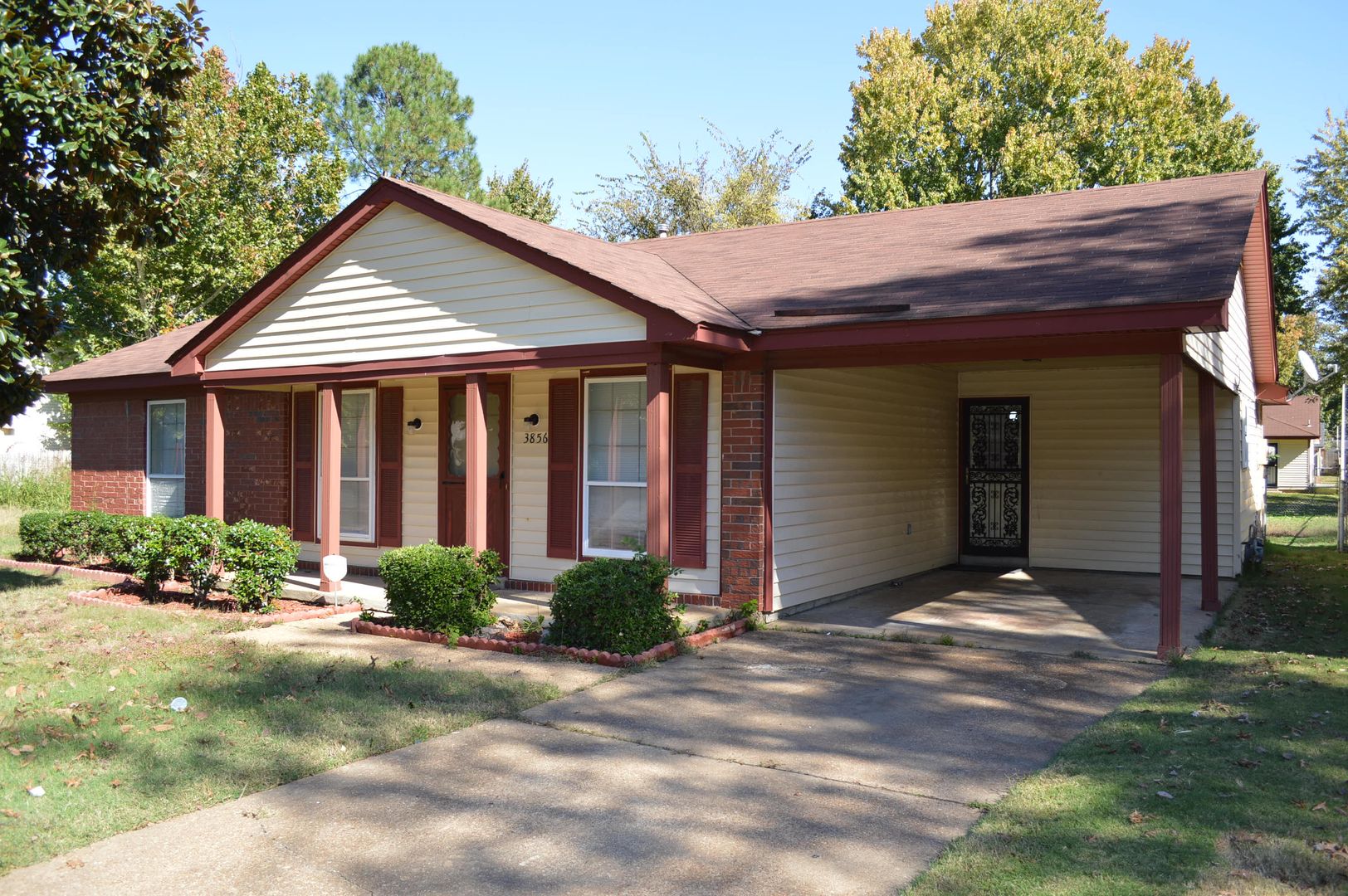 Memphis House: 3856 Jasmine Dr