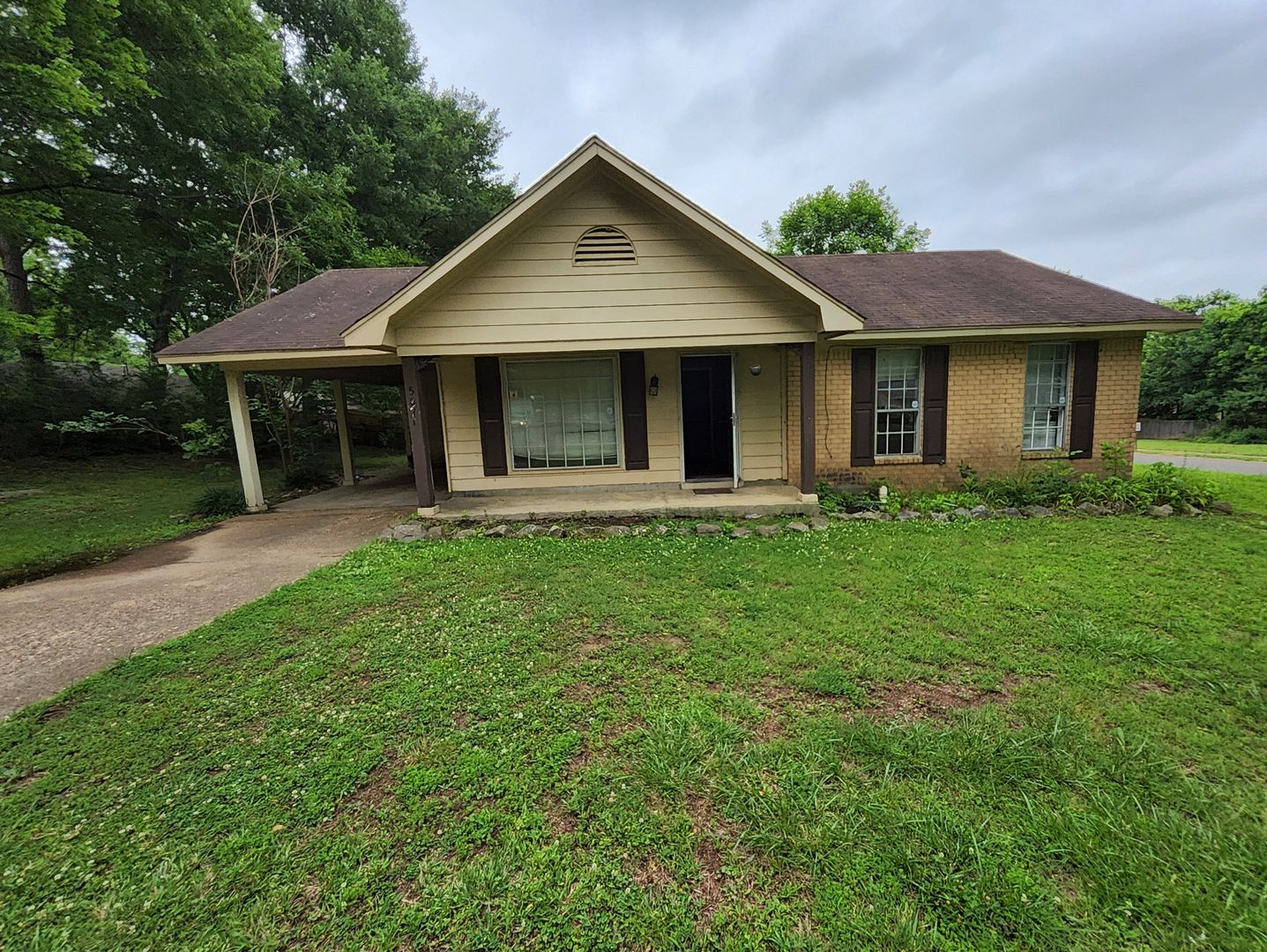 Horn Lake House: 5071 Gray Dr