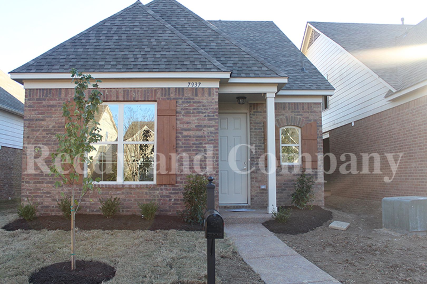 Memphis House: 7937 Bay Meadow Cir S