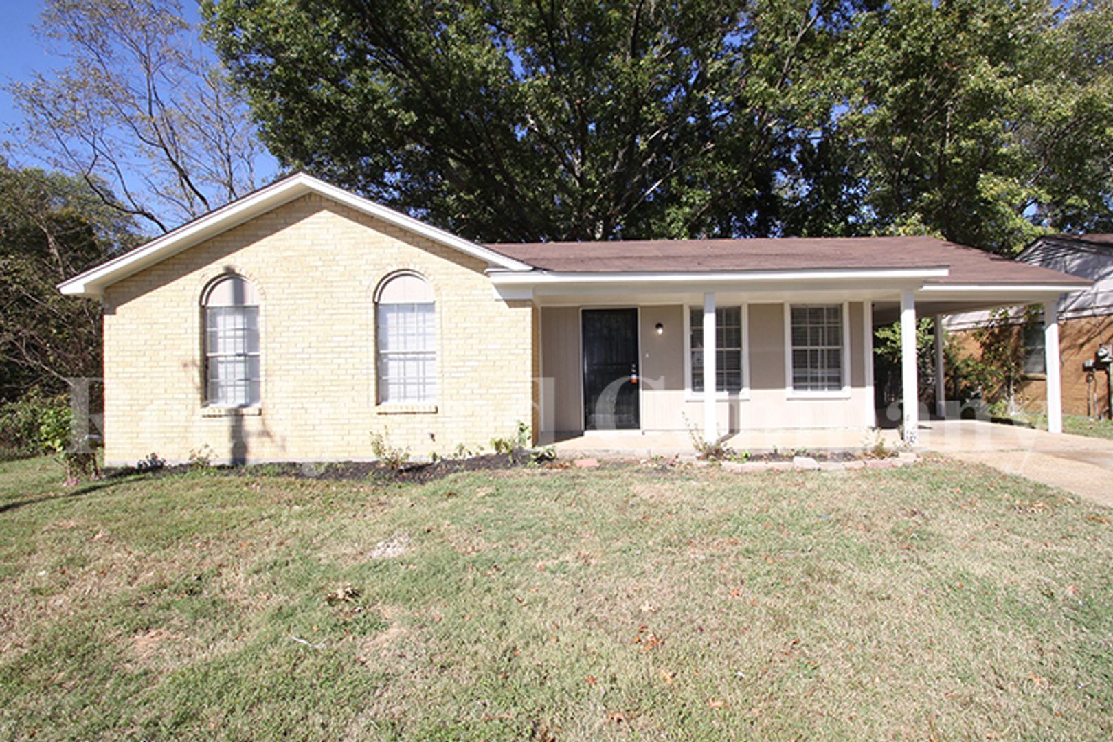 Memphis House: 3230 Sweet Springs Dr