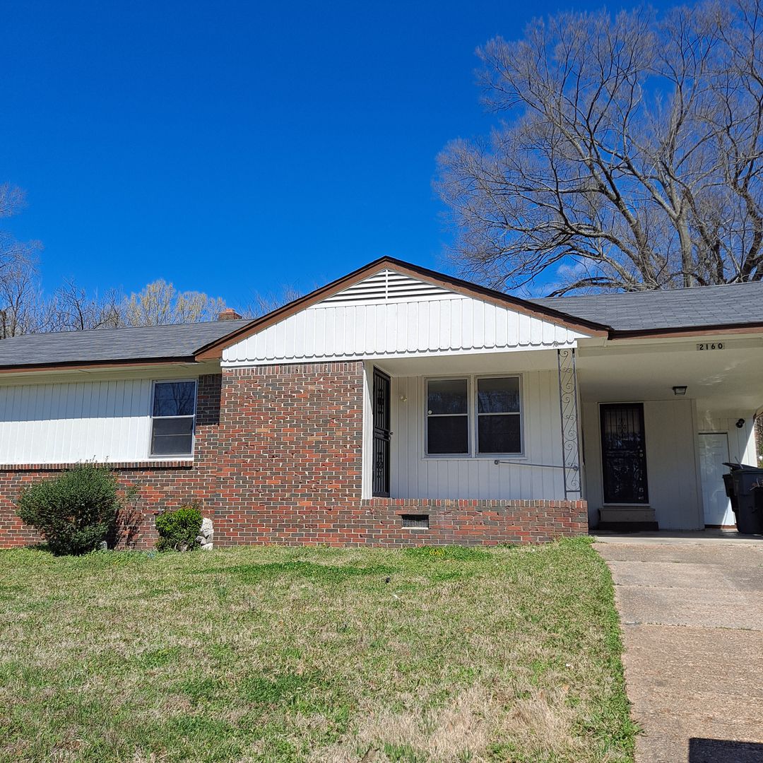 Memphis House: 2160 Saint Elmo Ave