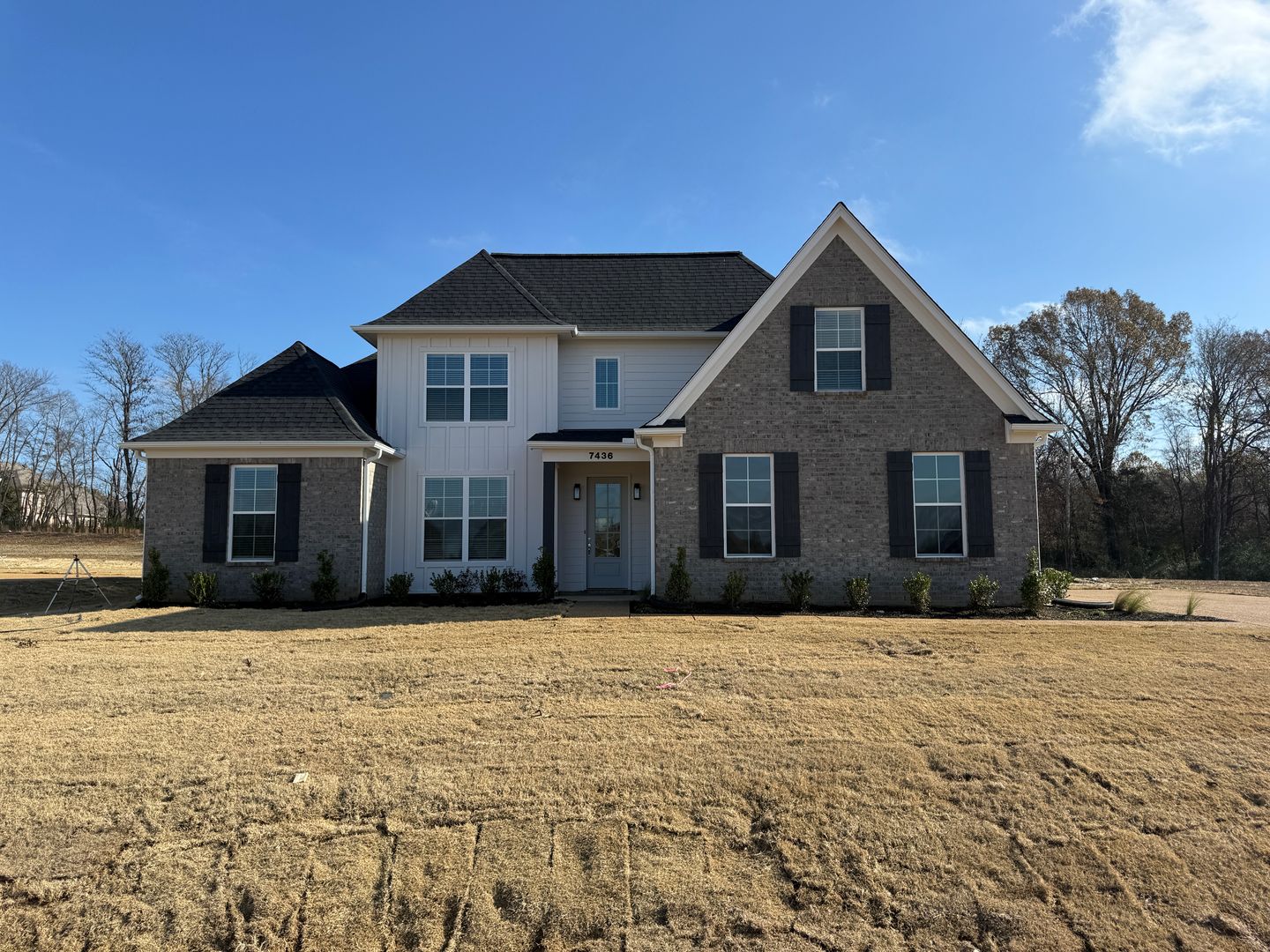 Olive Branch House: 7436 Newbury Dr