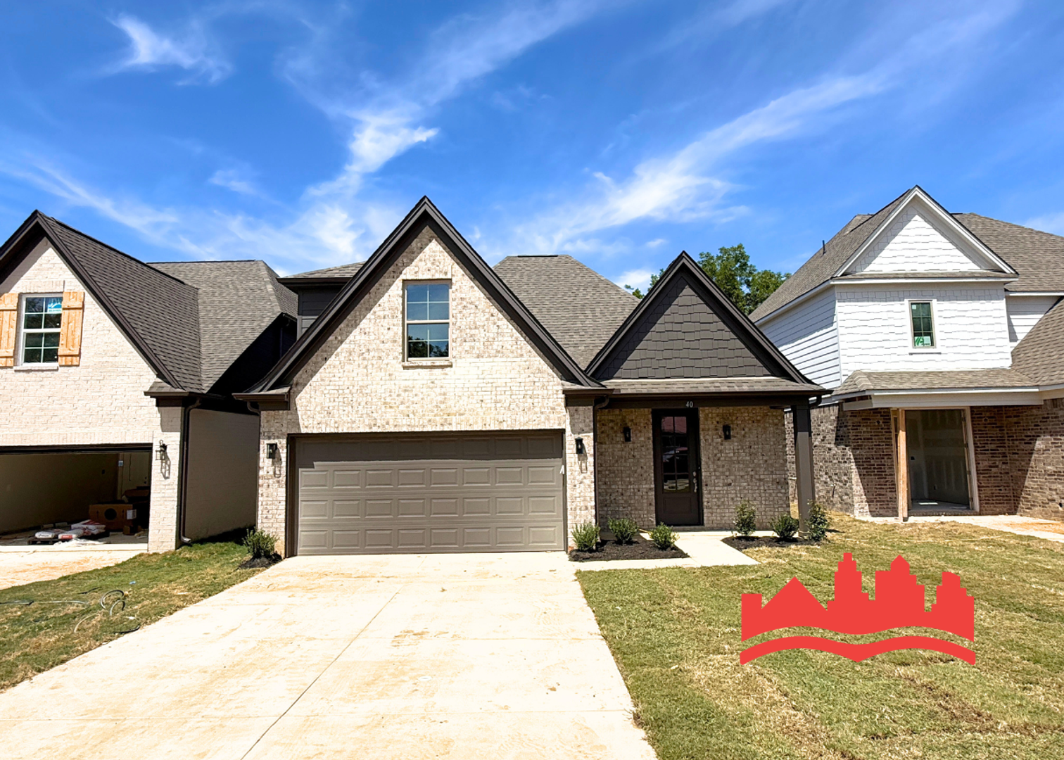 Oakland House: 40 Umble St