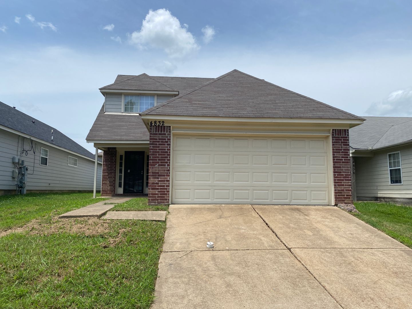Memphis House: 4832 Royal Run Dr