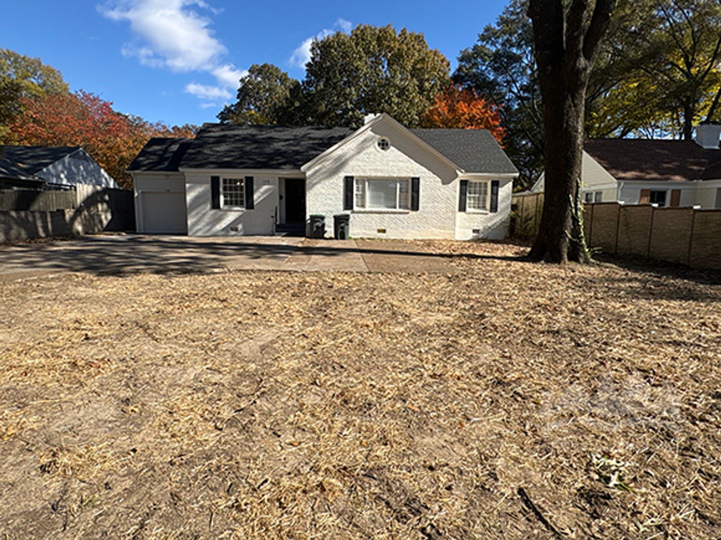 Memphis House: 108 N Highland St