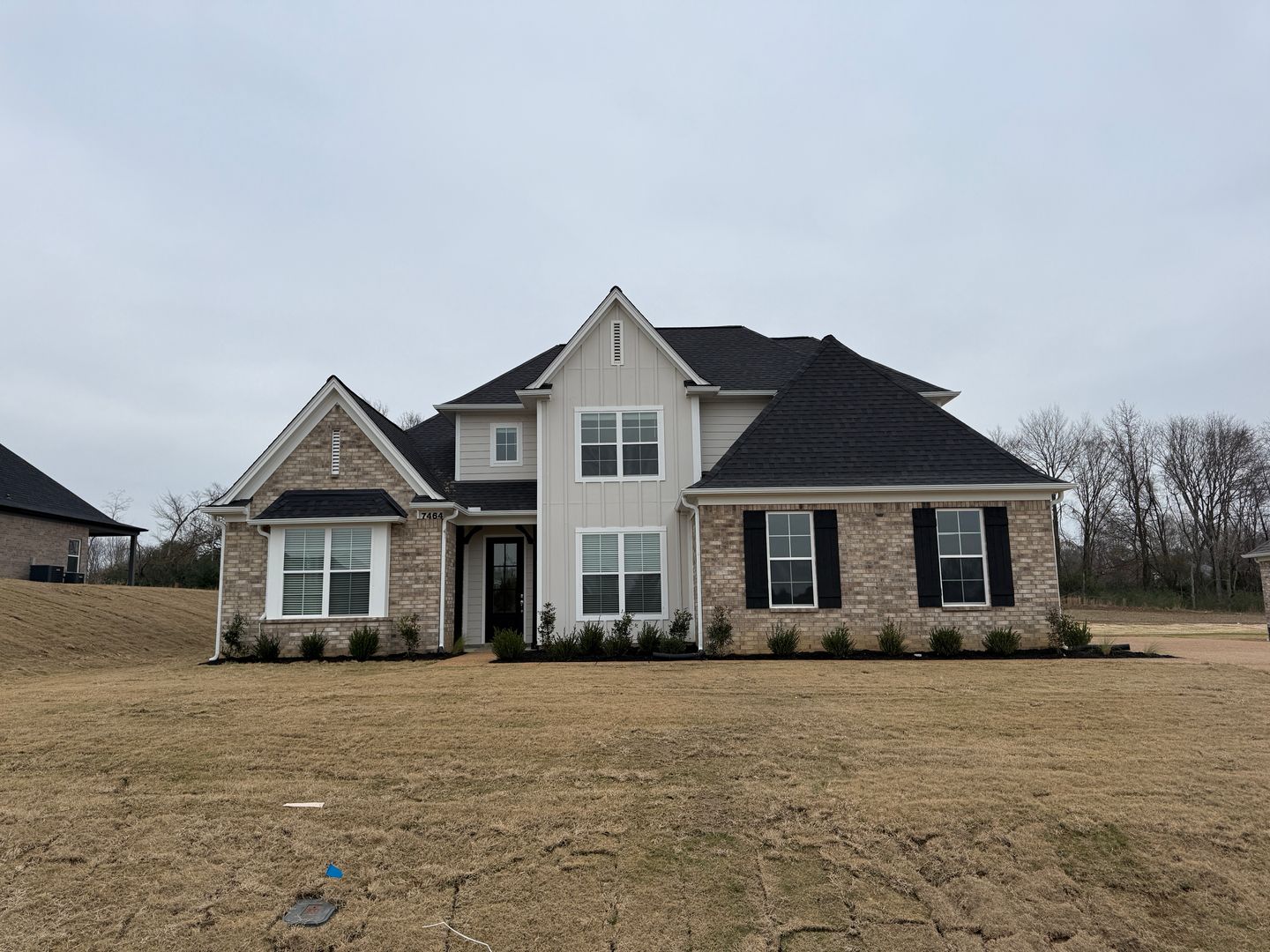 Olive Branch House: 7464 Newbury Dr