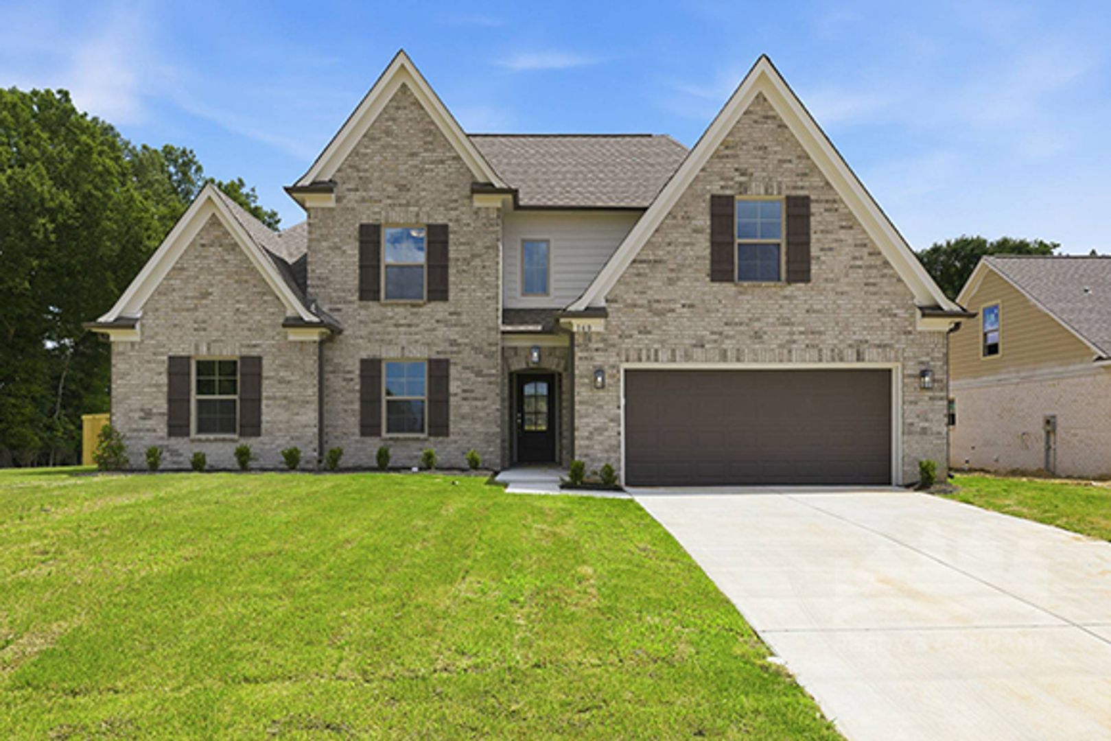 Oakland House: 160 Mebane Valley Cv.