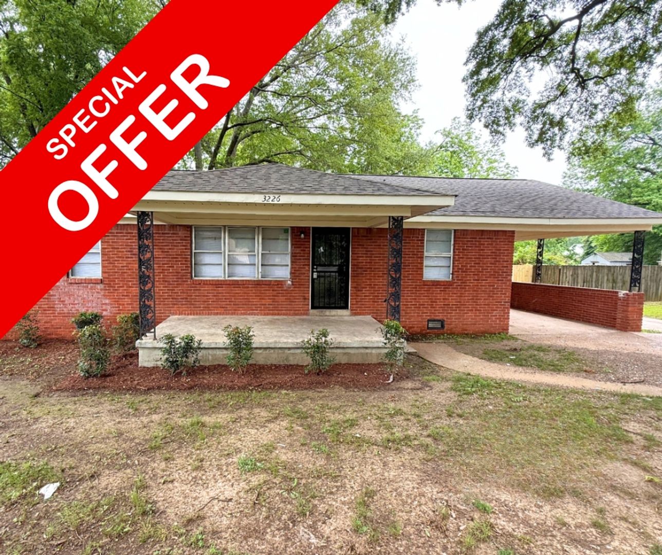 Memphis House: 3226 Dogwood Ln