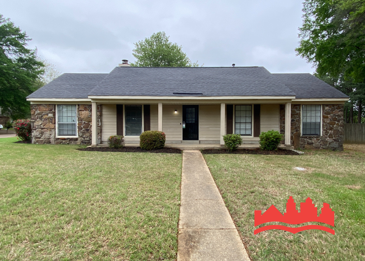 Bartlett House: 7136 Devine St