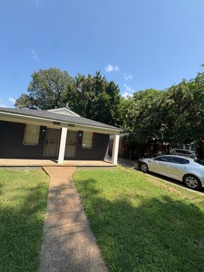 Welcome to 1344 Hyde Park Blvd! – photo 1