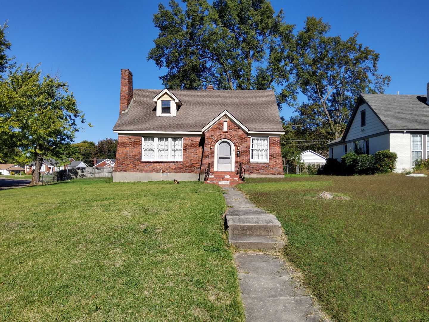 Memphis House: 2244 Cypress Cir