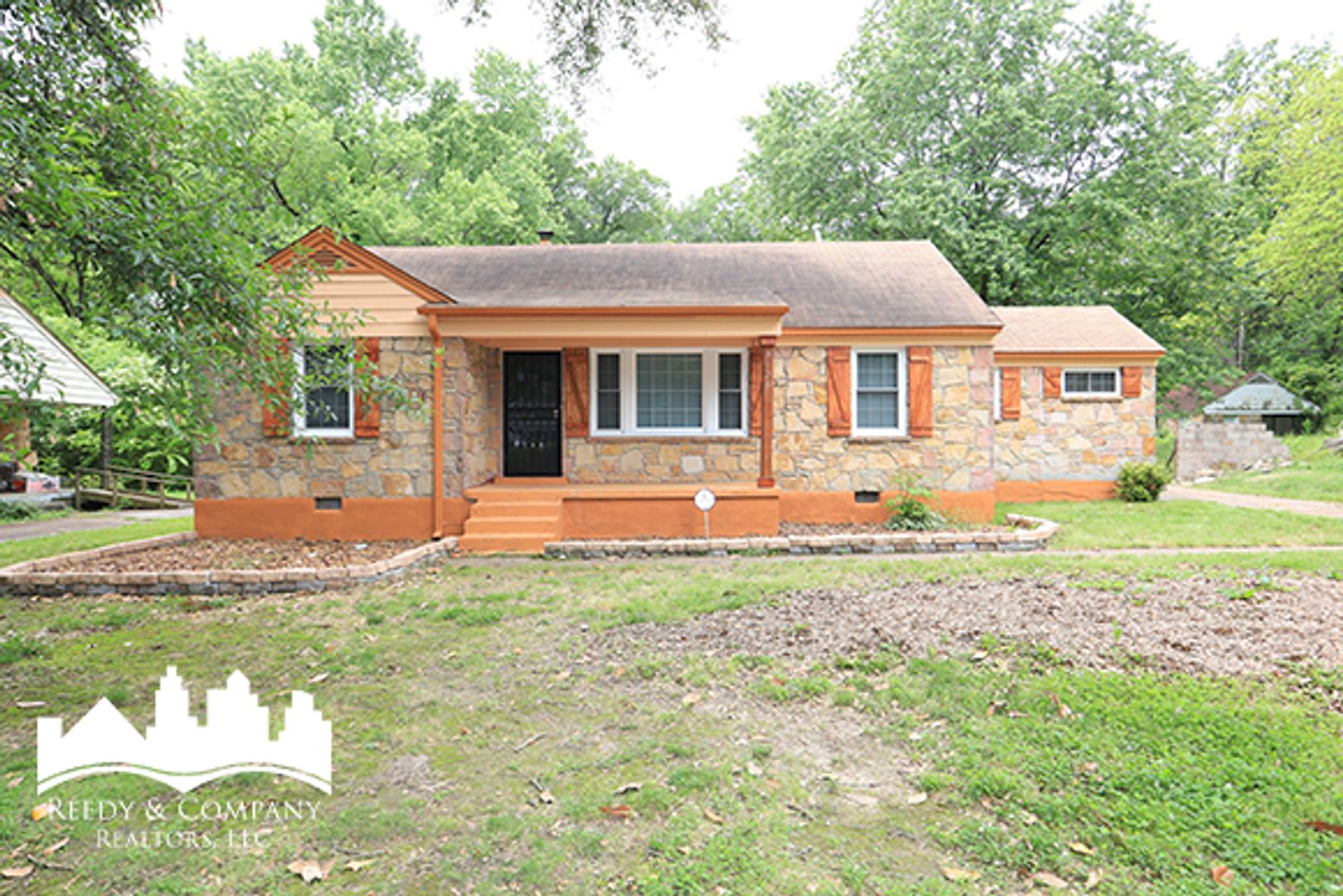Welcome to 3123 Signal St!