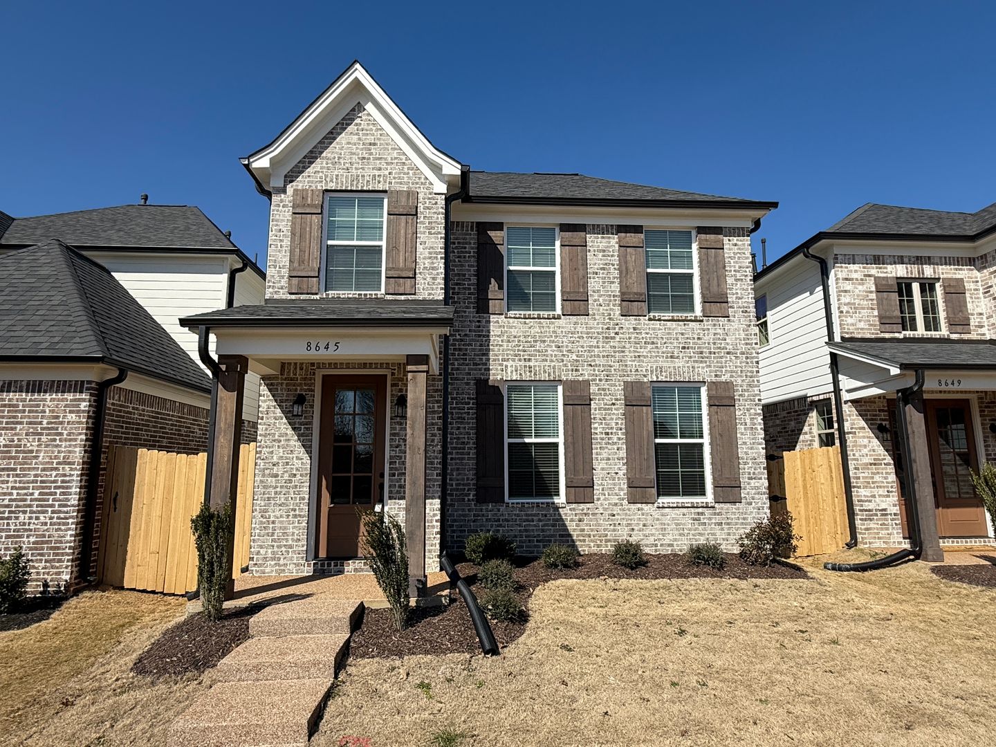 Cordova House: 8645 Colleton Way