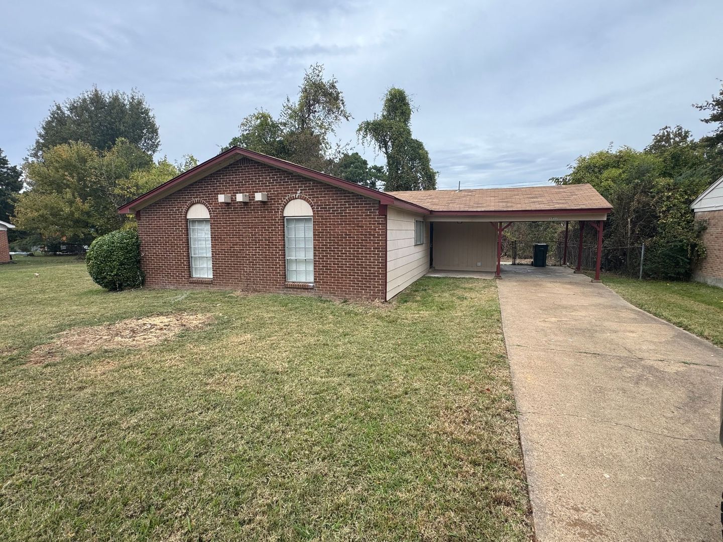 Southaven House: 1722 Northfield Dr