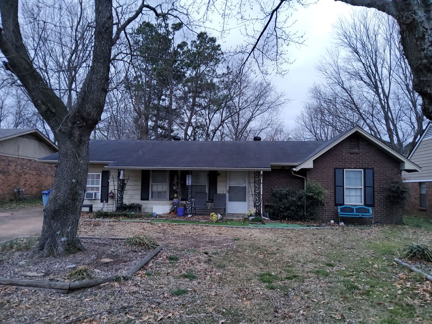 Horn Lake House: 6575 Riverdale Rd