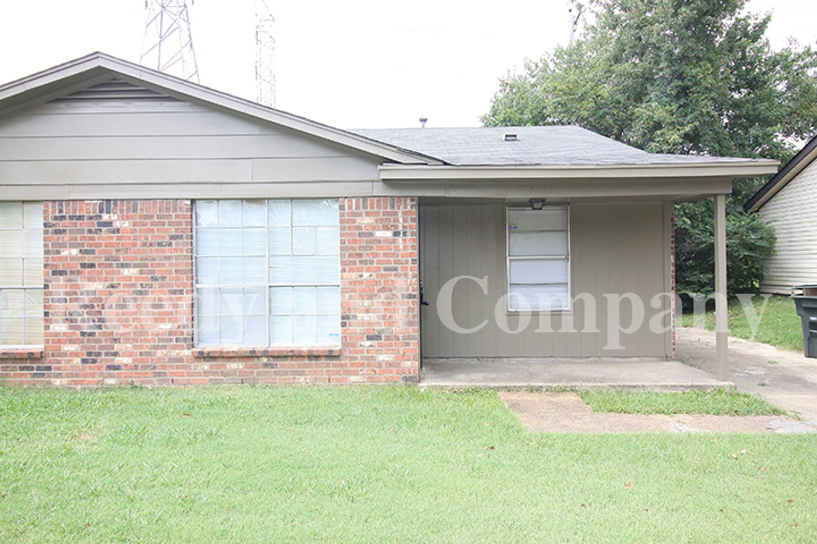 Memphis Multiplex: 3385 Barbwood Dr