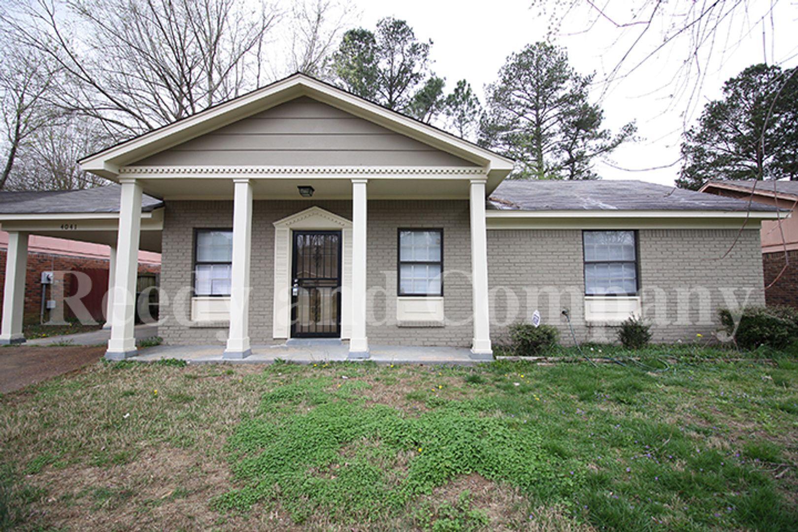 Memphis House: 4041 Hitchcock St