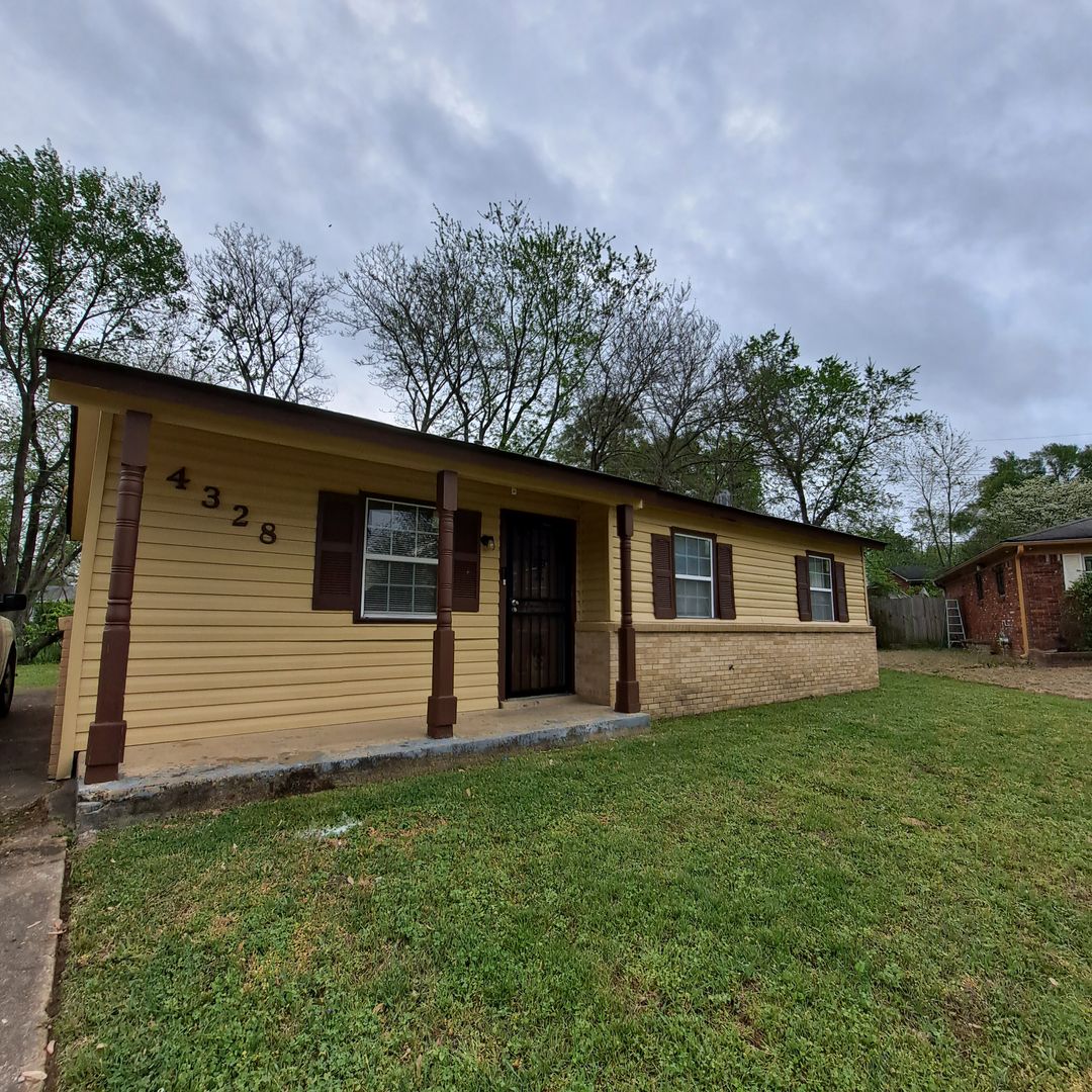 Memphis House: 4328 Arrow Cv