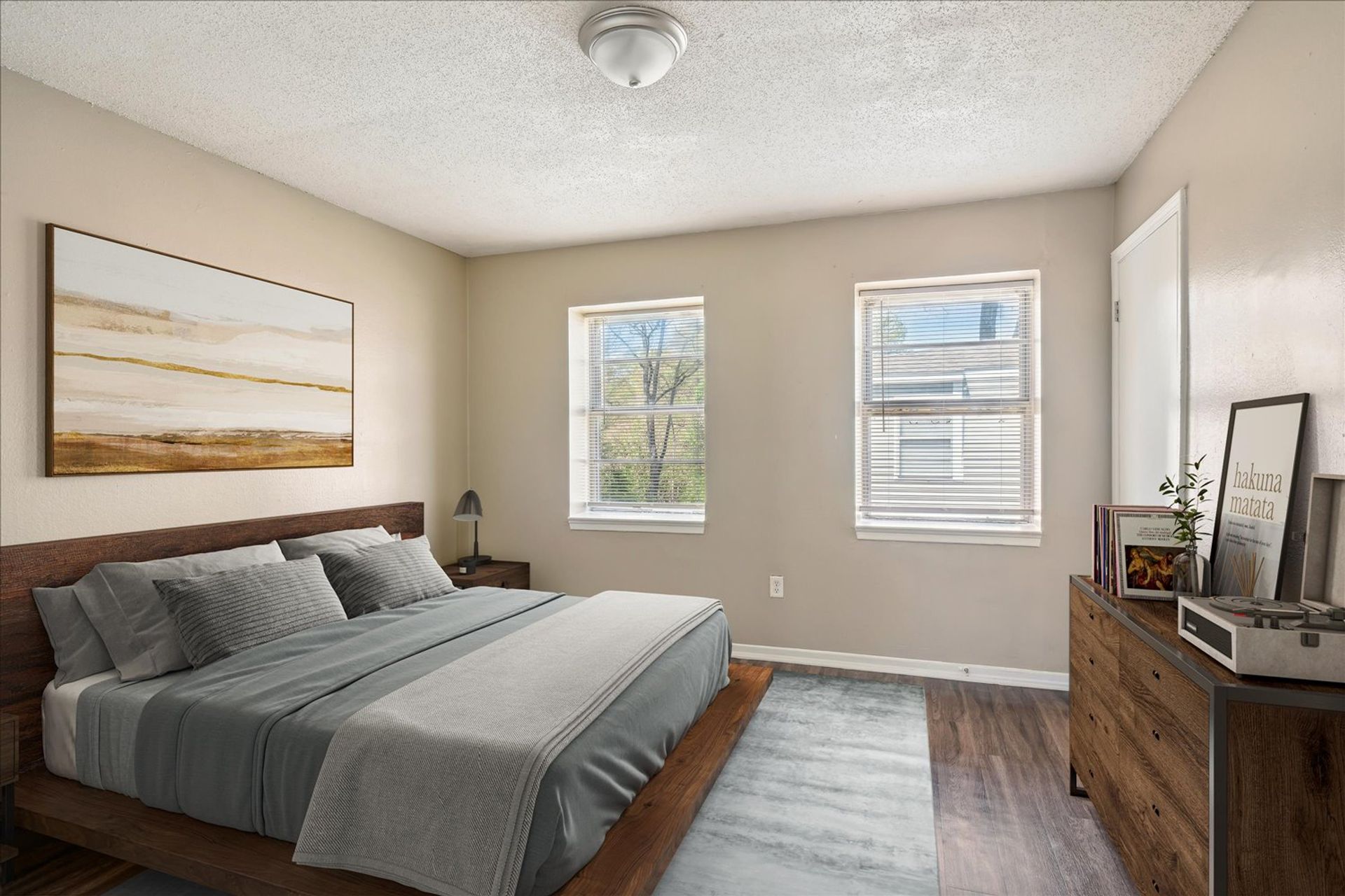 Memphis Townhome: 1500 E Shelby Dr