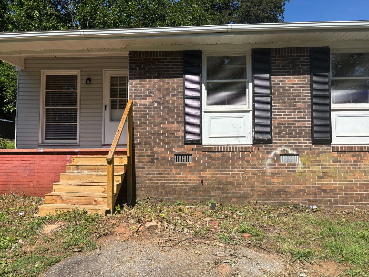 Spartanburg House: 217 Herbert Street