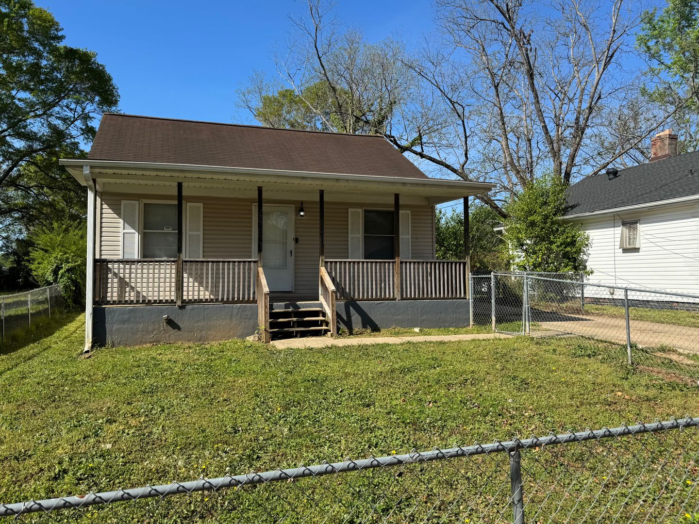 Spartanburg House: 177 Bomar Avenue