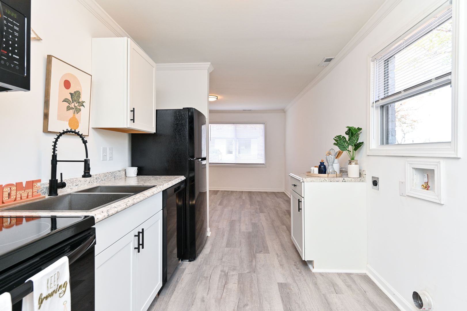 Travelers Rest Apartment: 405 Old Buncombe Road