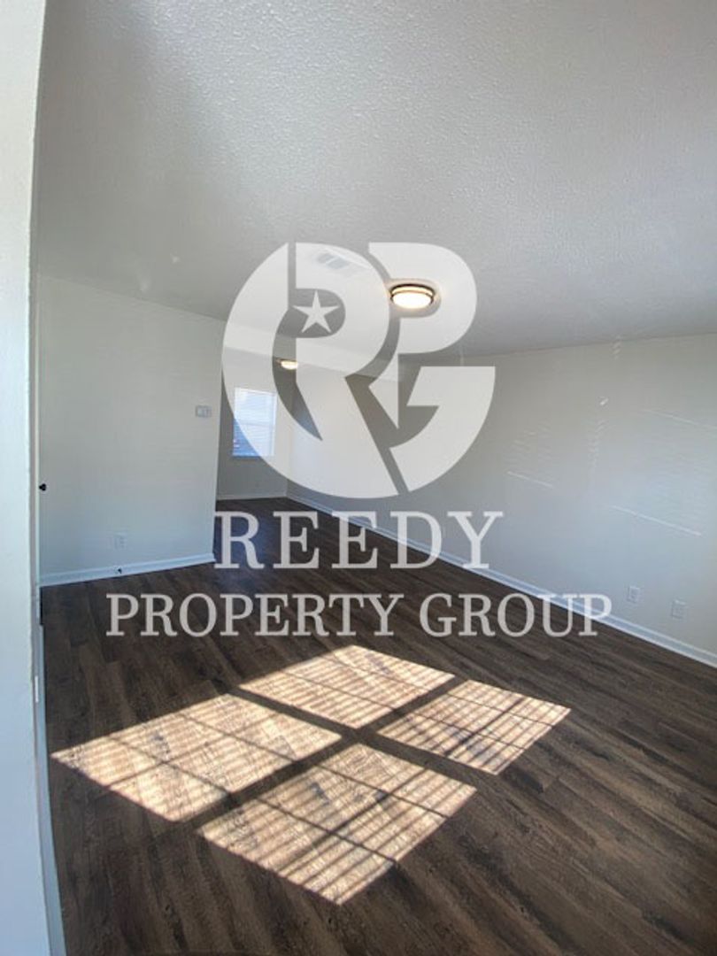 Greenville Apartment: 35 Allendale Lane