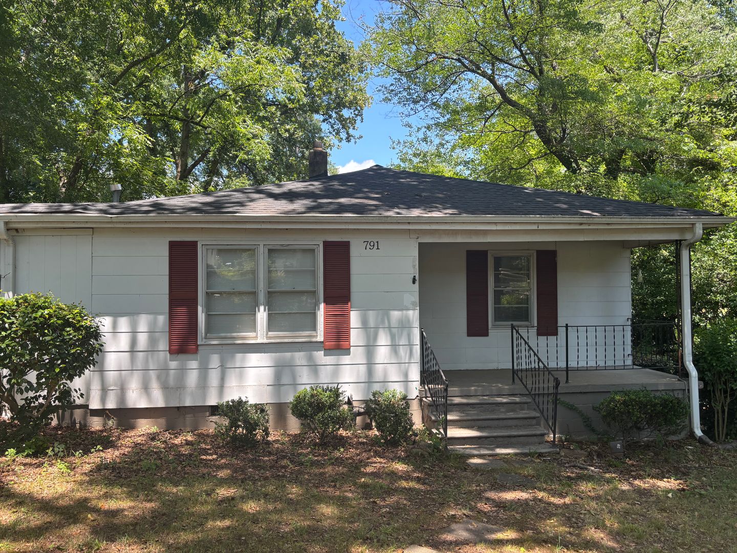 Spartanburg House: 791 Jackson Street