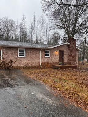 3 Bedroom 2 Bath Home with Large Yard