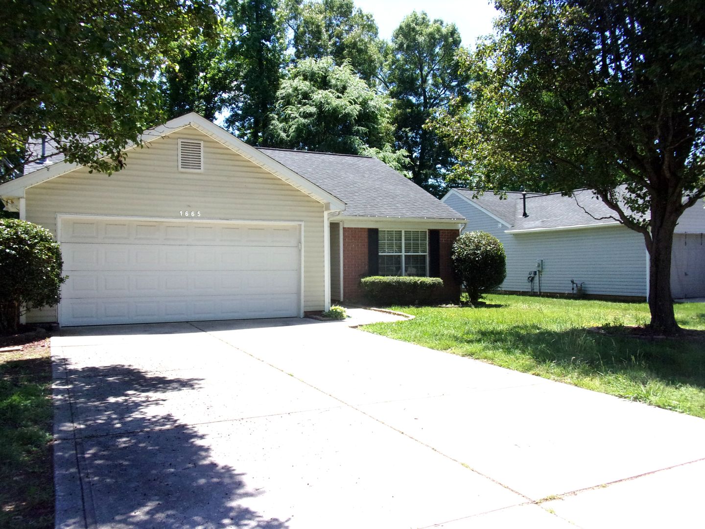 Rock Hill House: 1665 Tate Rd