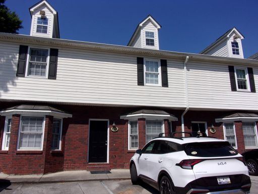 Beautifully Updated 2 Bedroom 2 Bath Townhome Minutes to Downtown Rock Hill – photo 1