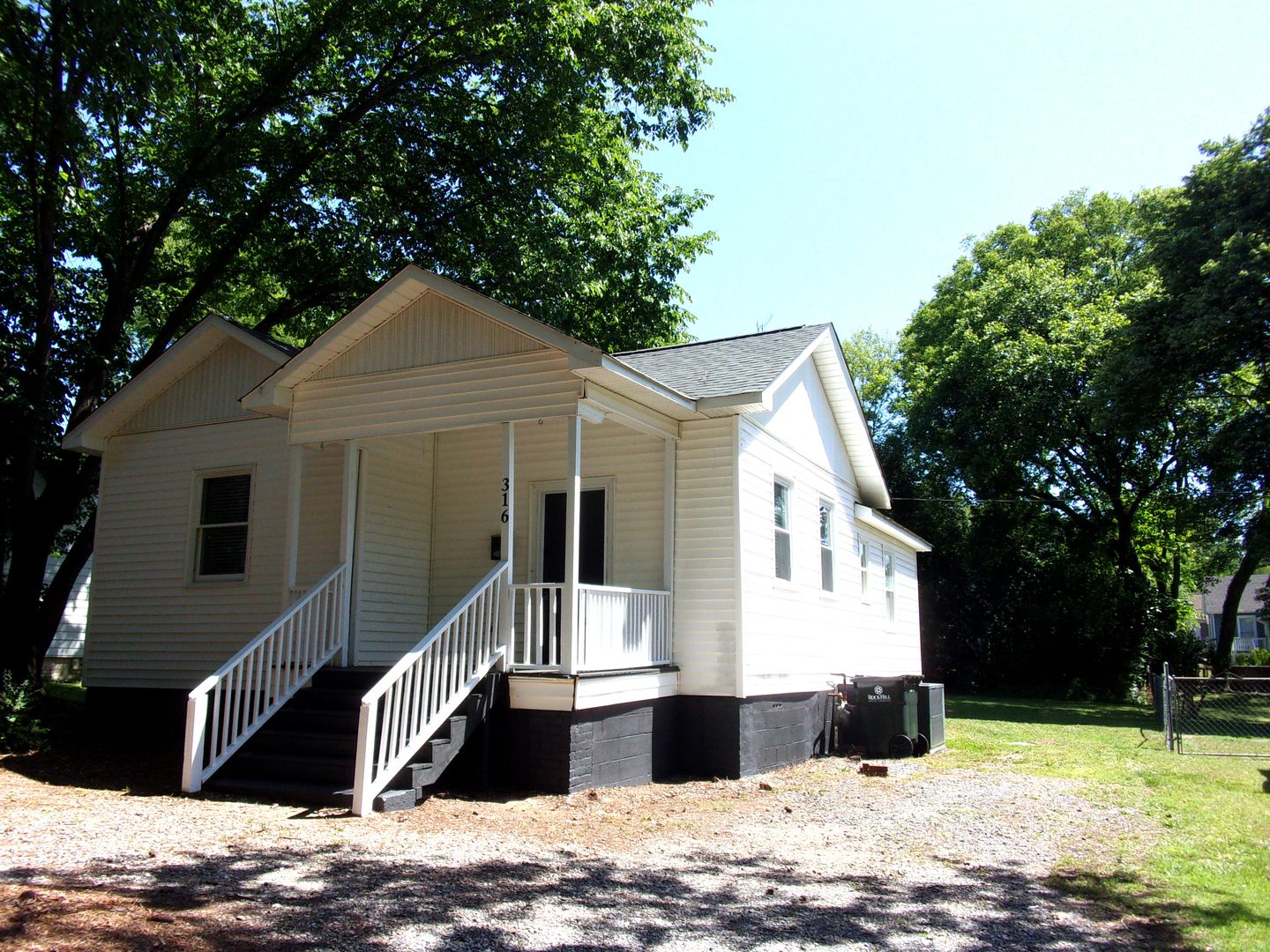 Rock Hill House: 316 Piedmont Street