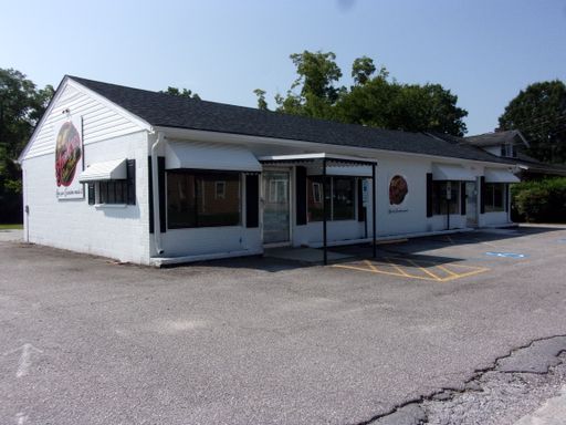 Fully Equipped and Recently Renovated Restaurant in Downtown Chester
