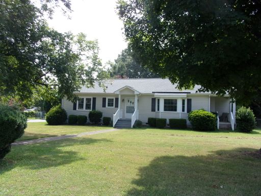 Beautifully Updated 3 Bedroom 1 1/2 Bath Home off Ebenezer Road – photo 1