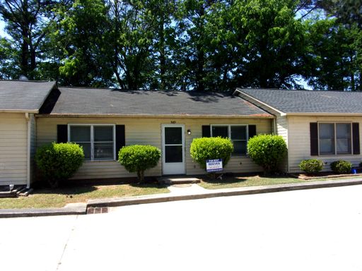 2 Bedroom 1 Bath Ground Floor Condo – photo 1