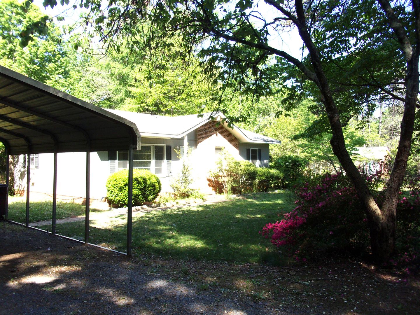 Rock Hill House: 5570 Old York Road
