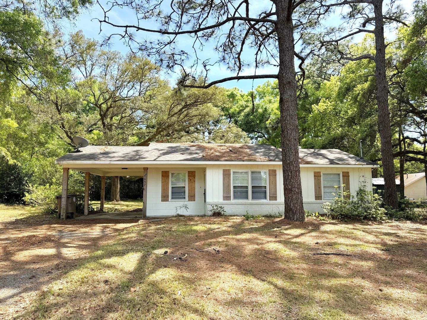 Mobile House: 4657 Barbara Mitchell Drive