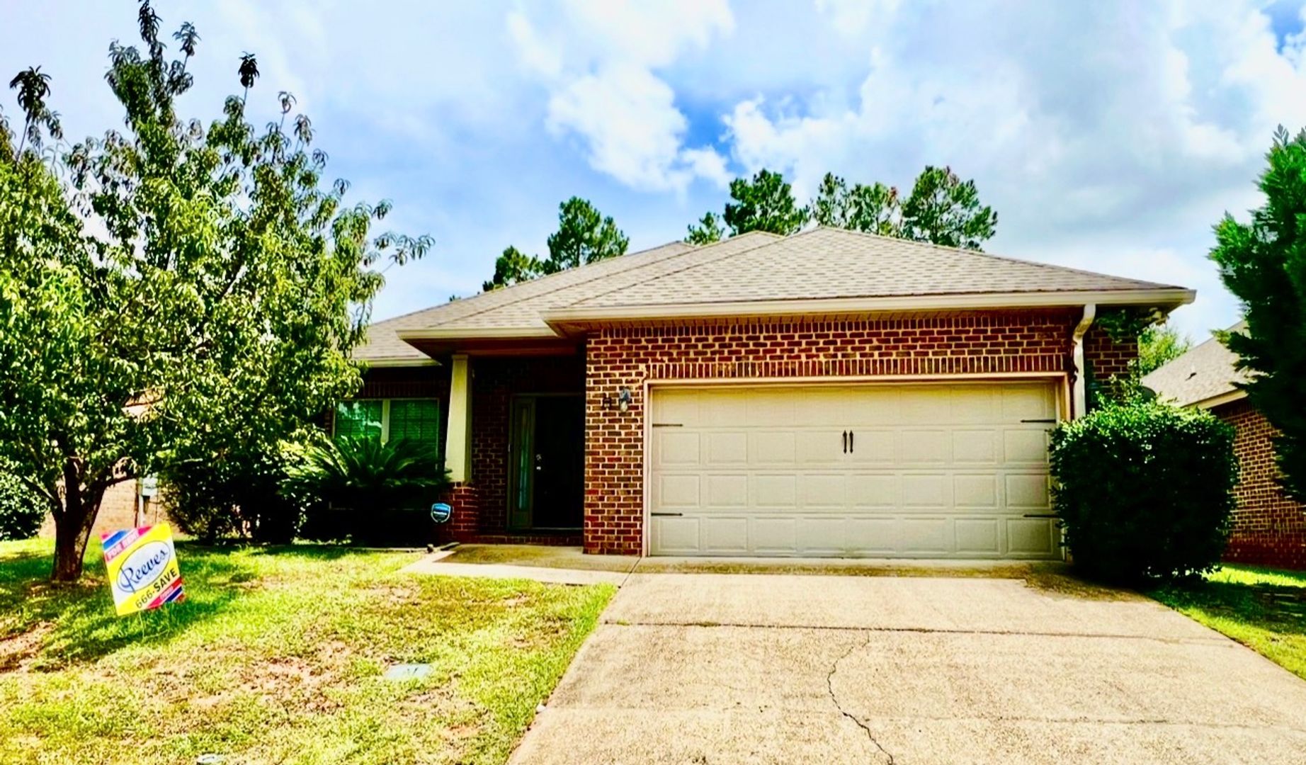 Mobile House: 6335 McMurray Place South