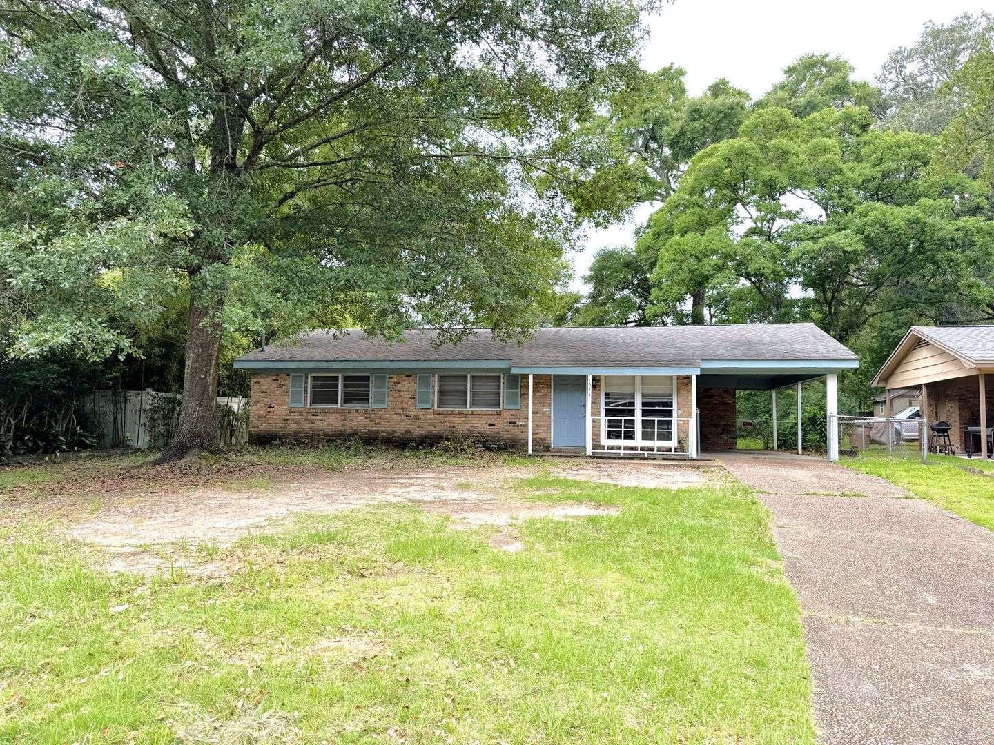 Mobile House: 654 Ynestra Drive
