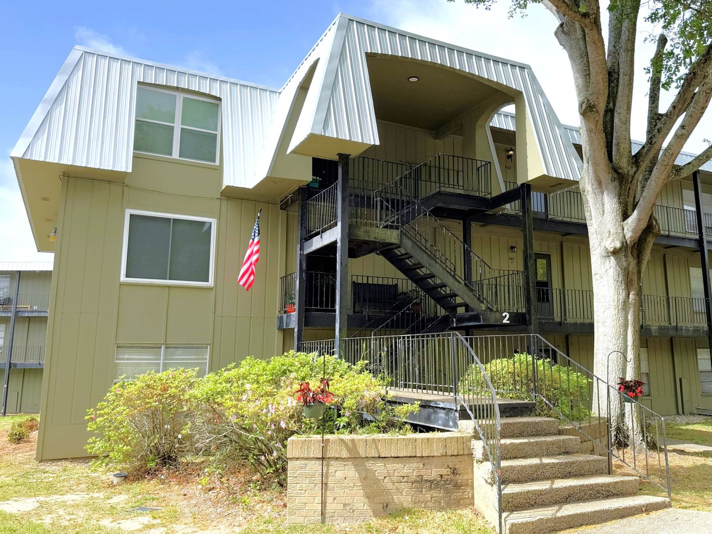 Mobile Condo: 207 Riverbend # 207