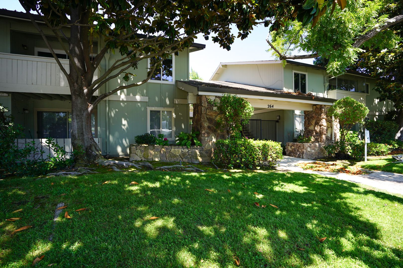 Mountain View Condo: 264 N. Whisman Rd. #18