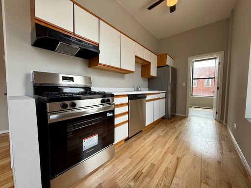 1 Bed 1 Bath – photo 1