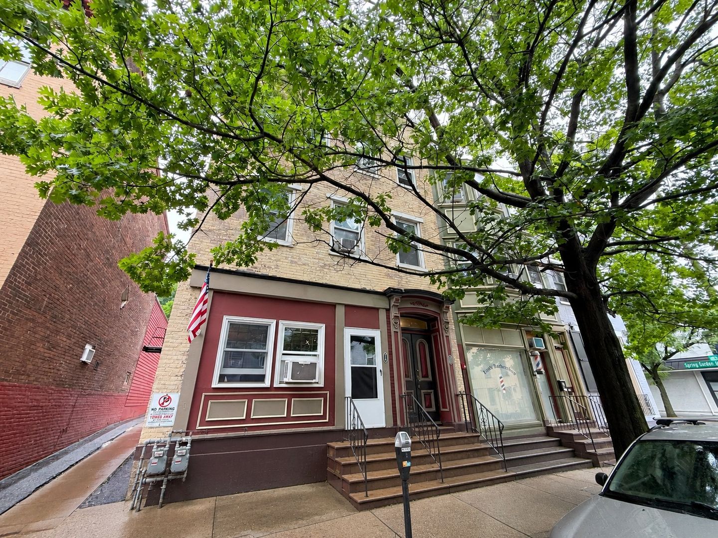 Easton Apartment: 80 N 4th Street Unit 4