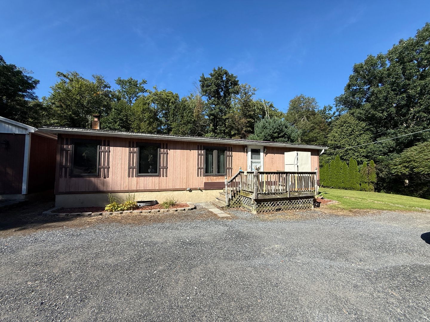 Saylorsburg House: 3240 Woodland Drive