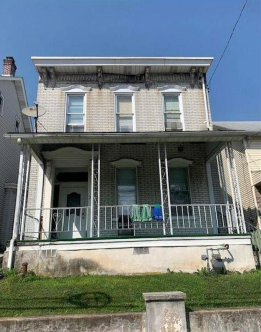 Catasauqua Apartment: 29 2nd St