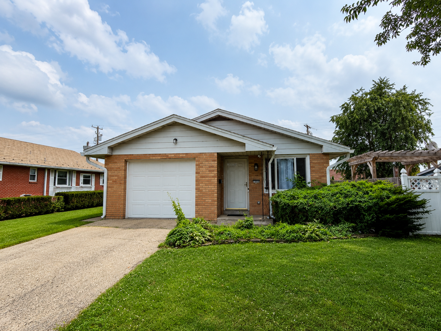 Allentown House: 1320 East Livingston Street