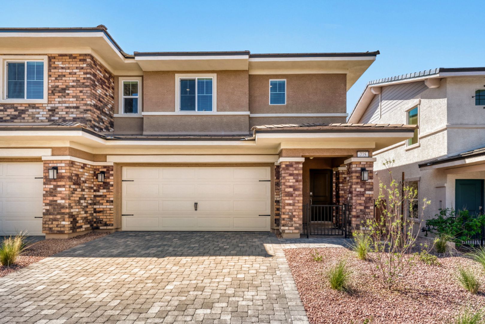 Henderson House: 775 Fallen Phoenix