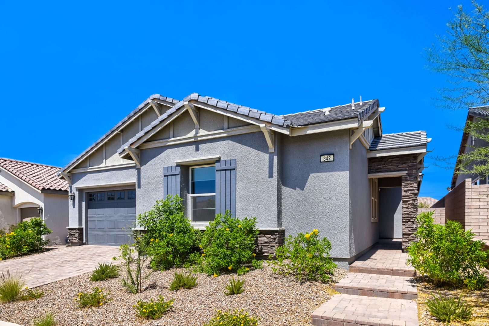 Henderson House: 342 Homeward Way