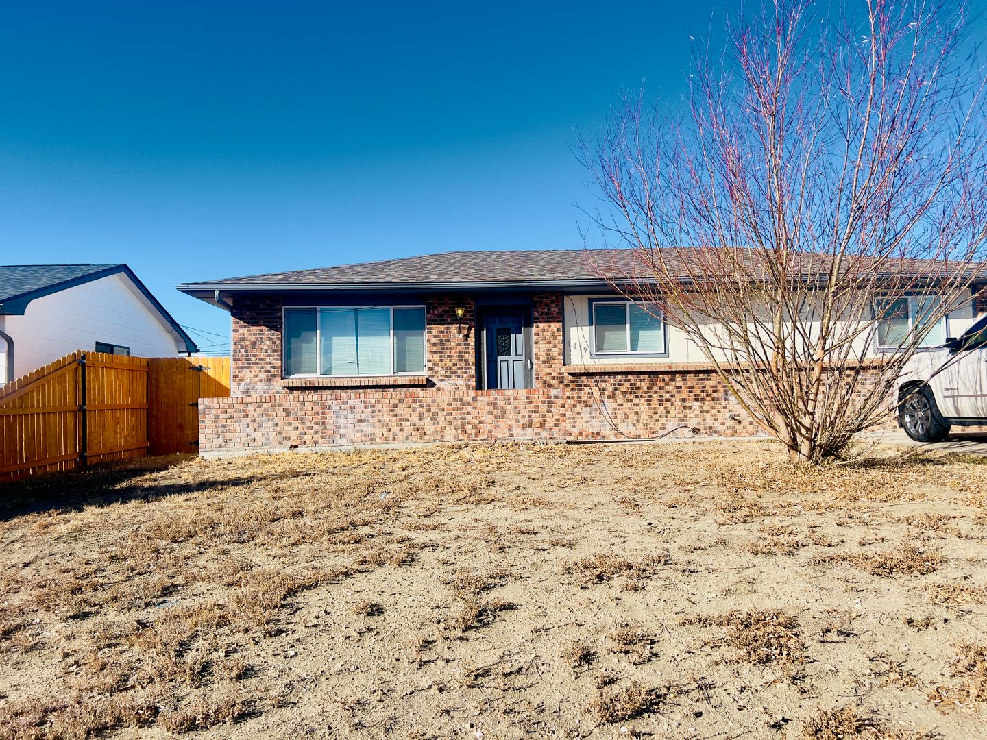 4 bedroom 1 Bath w/ fenced yard 